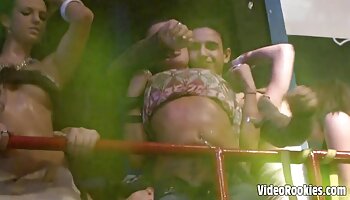Orgasmischer Maschinensex mit der vollbusigen Blondine deutsche reife frauen porno GILF Cala Craves